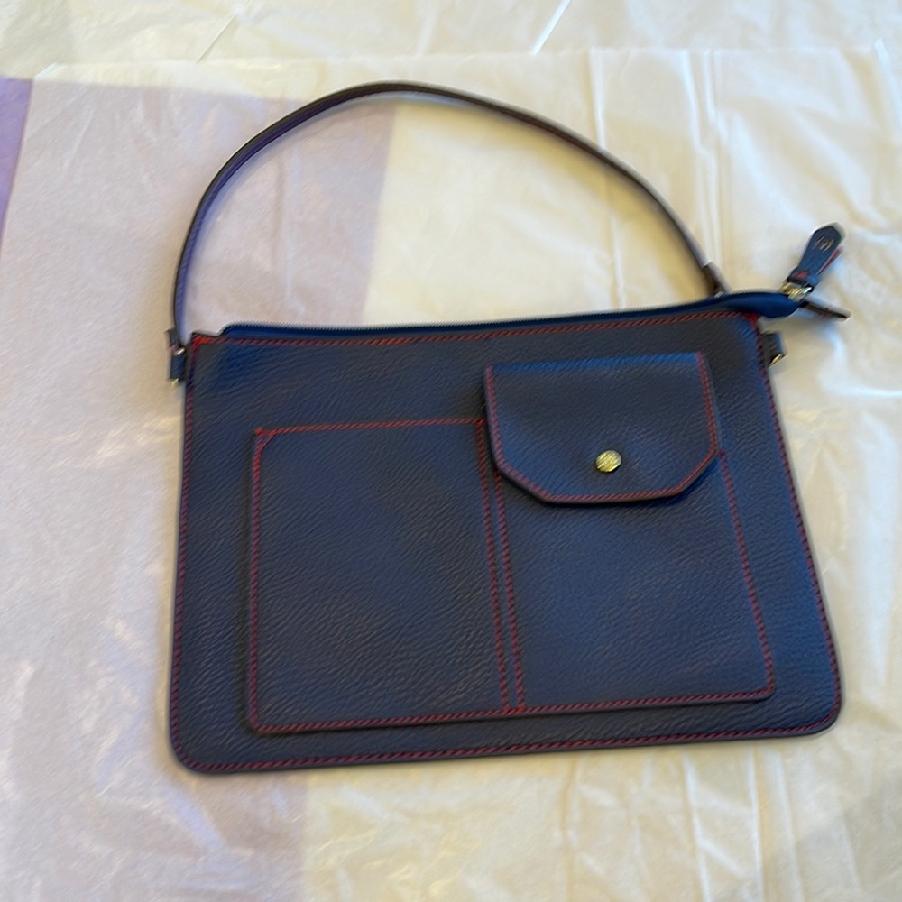 Tutilo Navy blue purse. Like new!!!